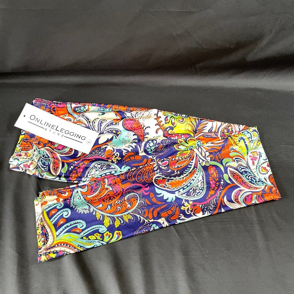 Online Legging Store - Size Large Paisley leggings NWT